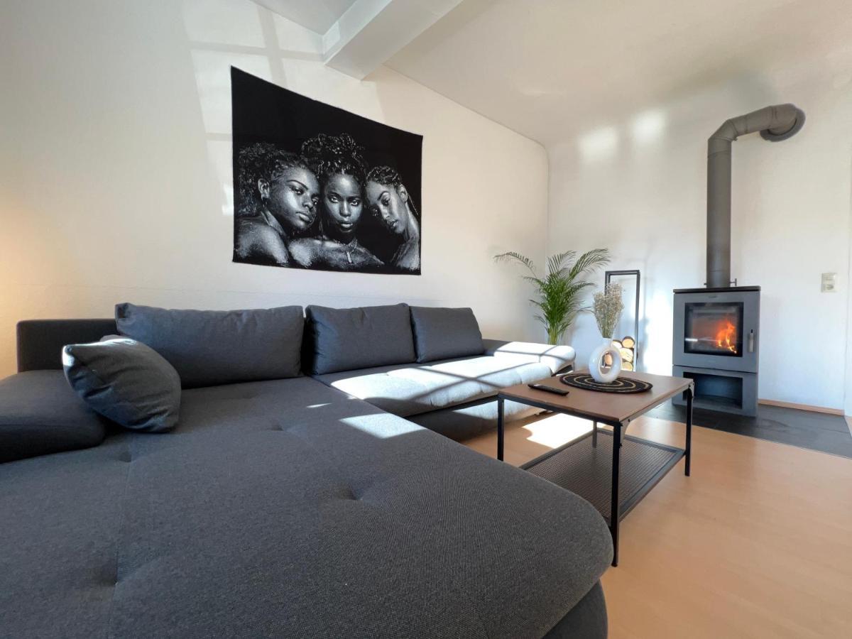 Romantisches Kamin-Apartment By Rabe - Netflix & Coffee-Bar & Parkplatz Karlsruhe Luaran gambar